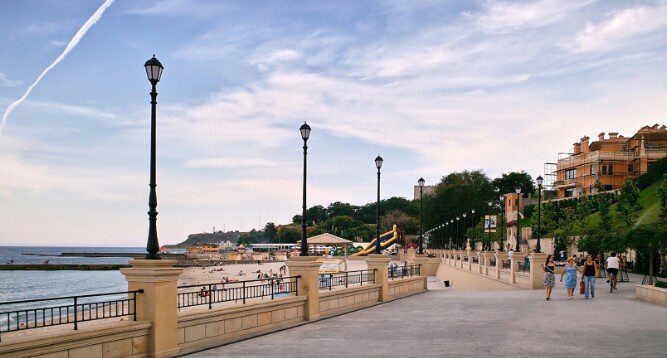 Набережная